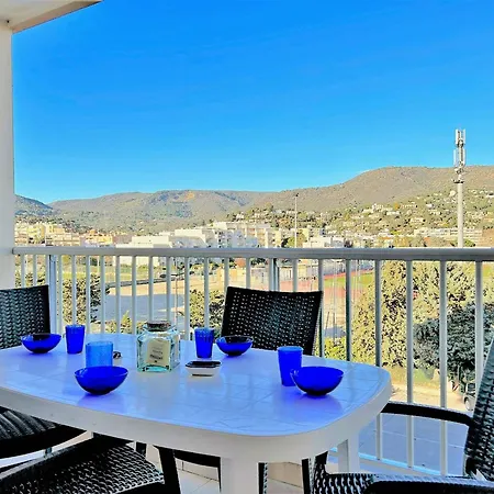 2 Pieces Avec Piscine, Tennis, Petanque Et Parking A 2 Pas De La - - Fr-1-251-457 Apartment